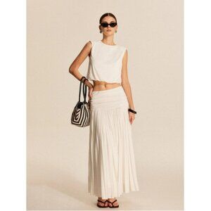 NWOT Commense Shoulder-Padded Pleated Skirt Set